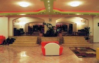 Majestic 3*
